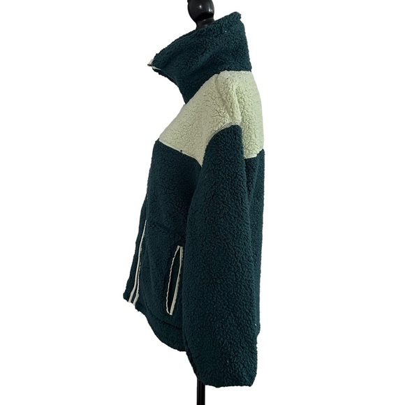 Universal Thread Women's Sherpa Anorak Jacket SZ Small Blue Green Fall Cozy NEW - Picture 3 of 8